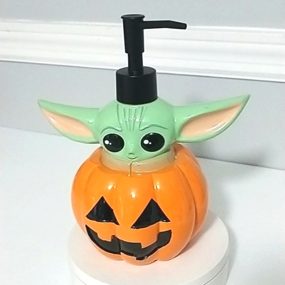 Disney Star Wars Baby Joda Grogu Hand Soap Pumpkin Dispenser